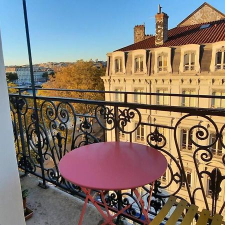 Vue Sur Rhone Apartment Lyon Bagian luar foto