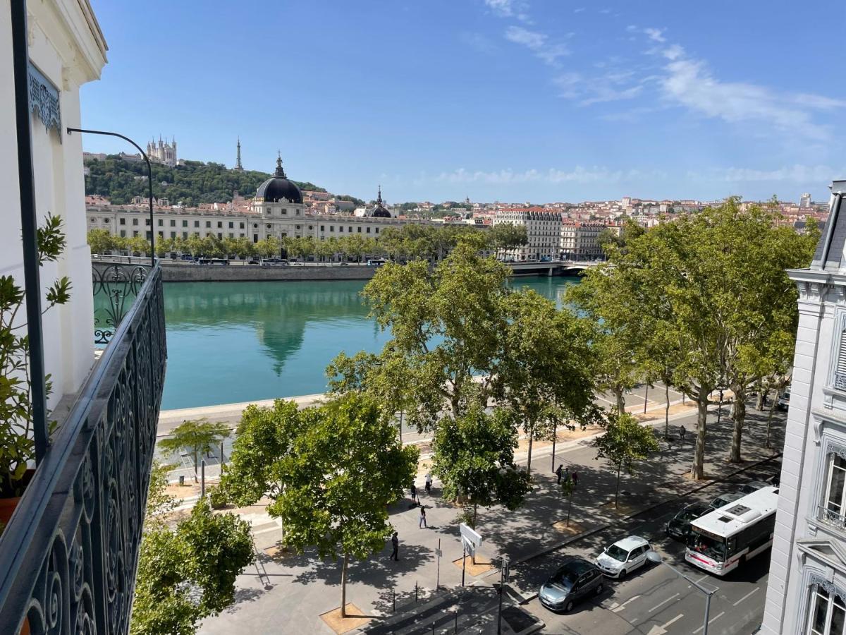 Vue Sur Rhone Apartment Lyon Bagian luar foto